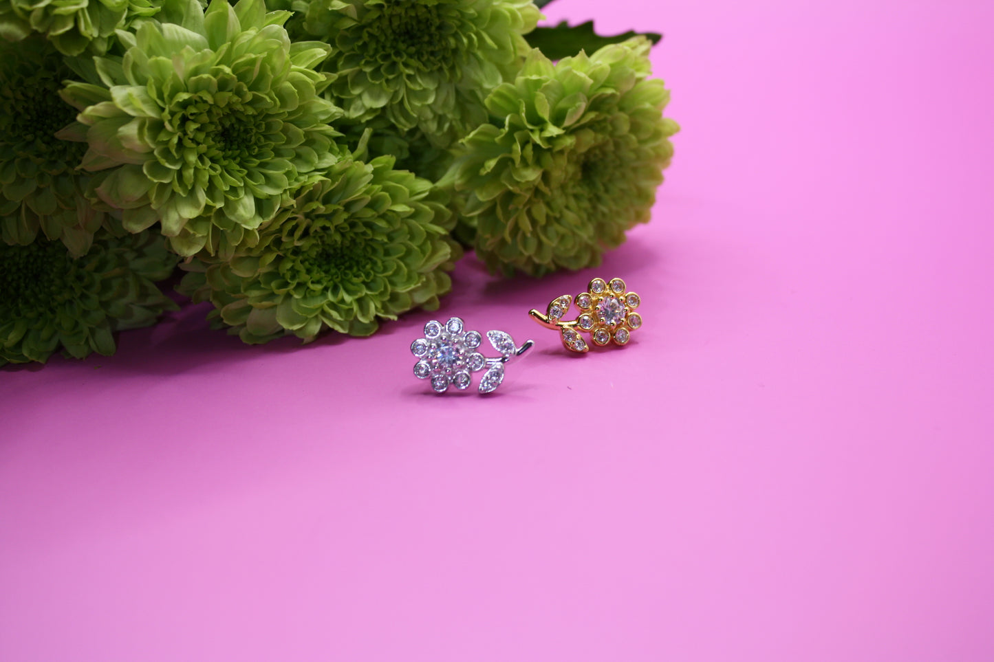 Single Flower Stud Silver - Right