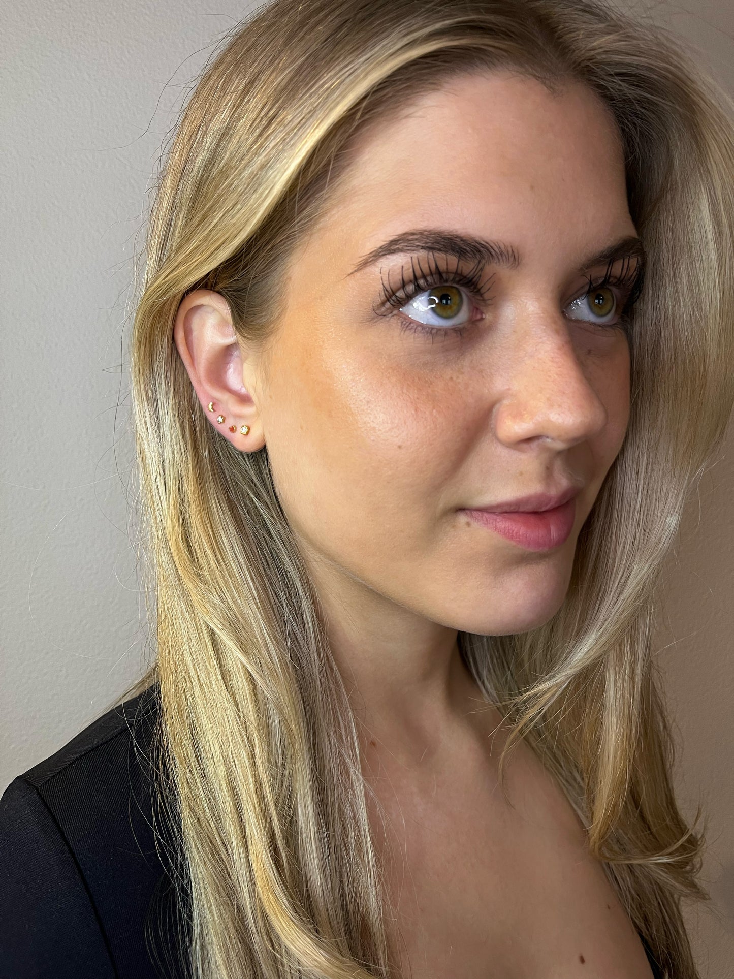 Mini Moon Stud